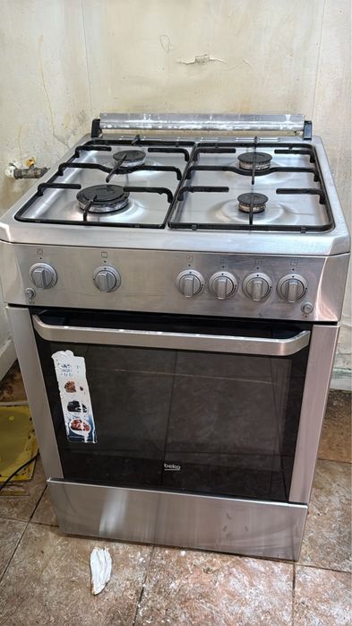 Aragaz+Frigider+dulap