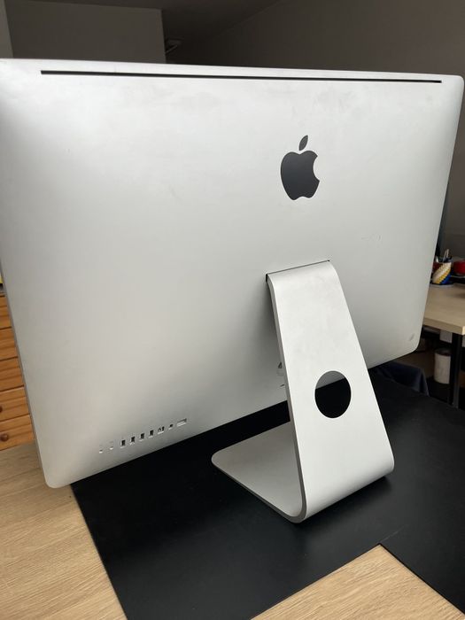 Apple iMac 27" Mid 2010 – 3.6GHz Core i5 / 8GB RAM / 4TB HDD / ATI Rad