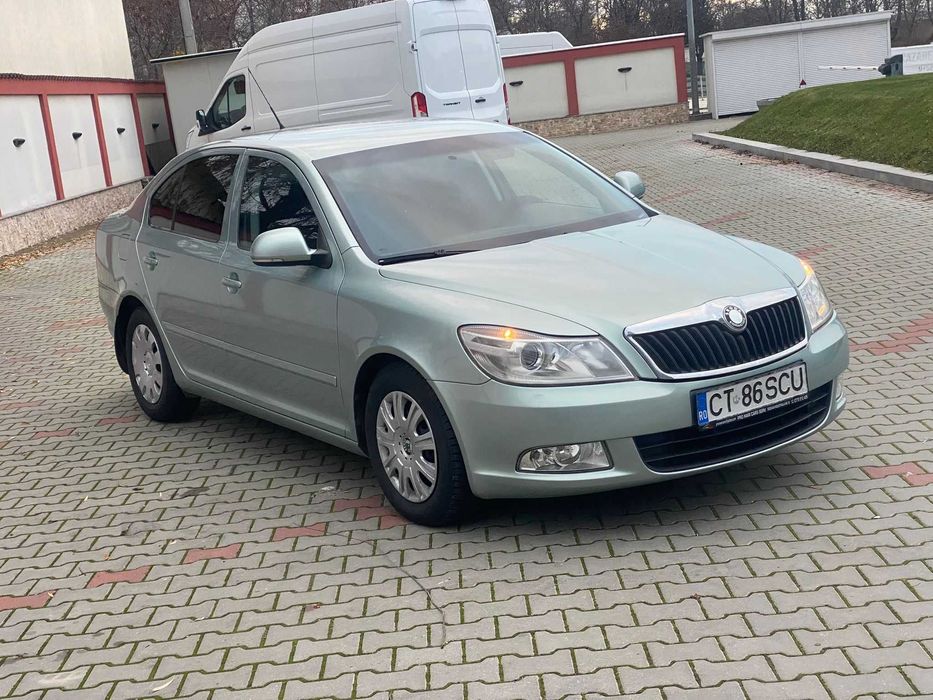 Vand skoda octavia 2011 stare impecabila