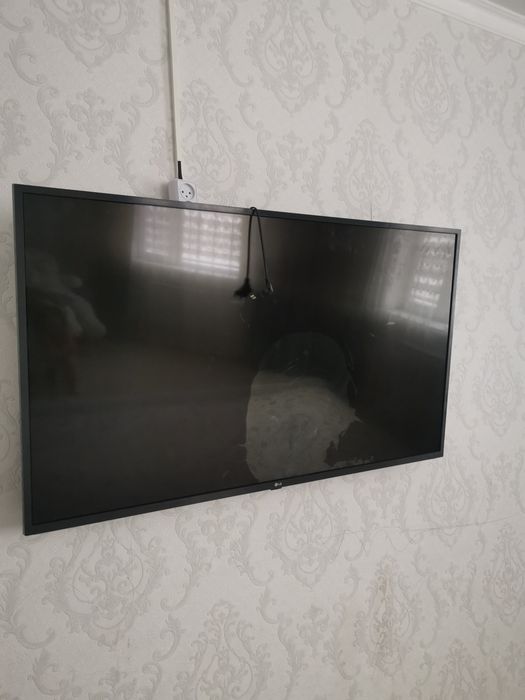 Телевизор на запчасти
