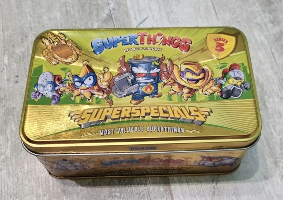 SuperThingh - lot figurine +vehicule+ cutie metalica