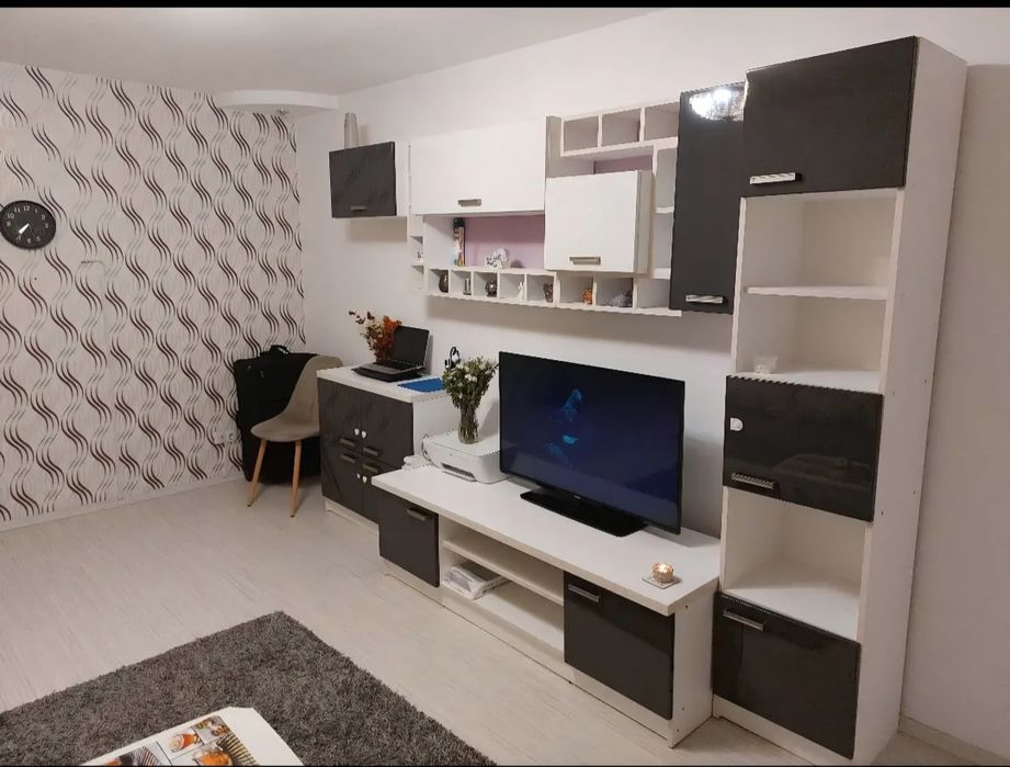 Apartament de inchiriat pe termen lung sau regim hotelier --Tarnaveni