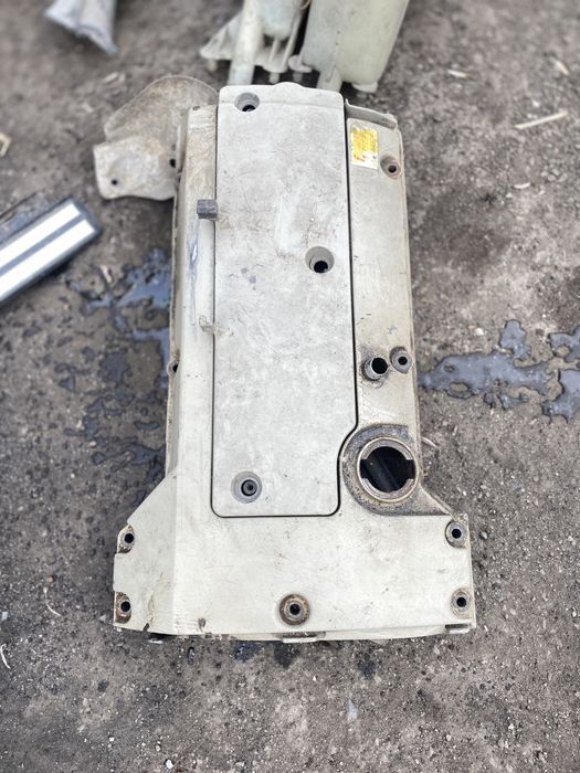 Запчасти на w202