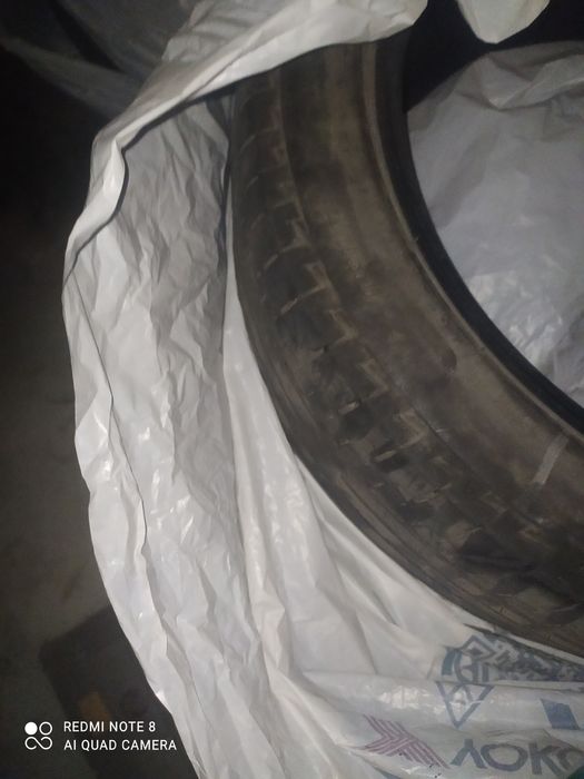 Срочно продам комплект шин 18