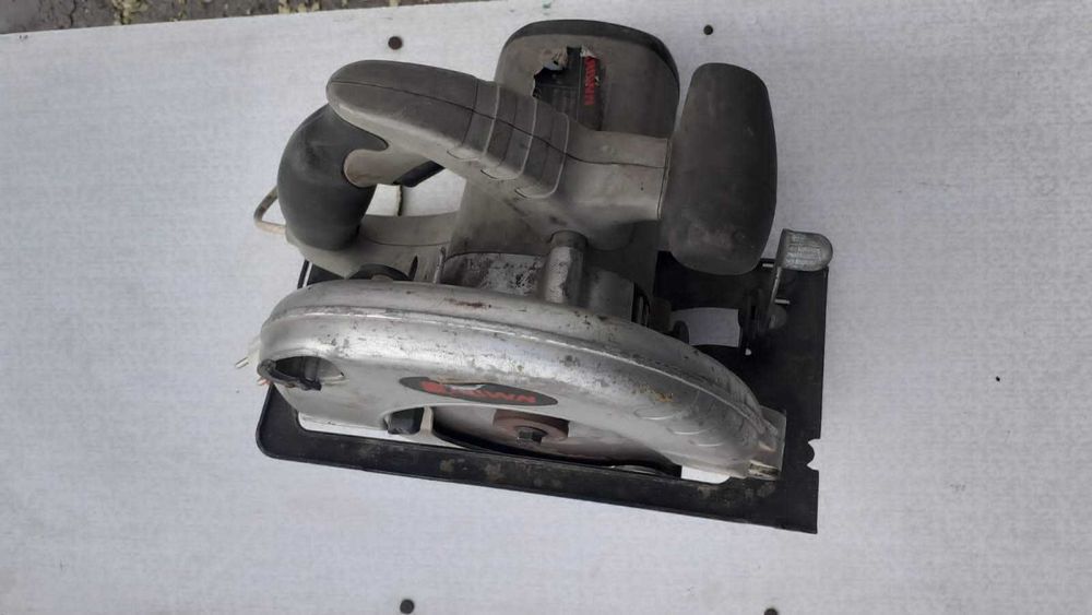 Продам циркулярную пилу