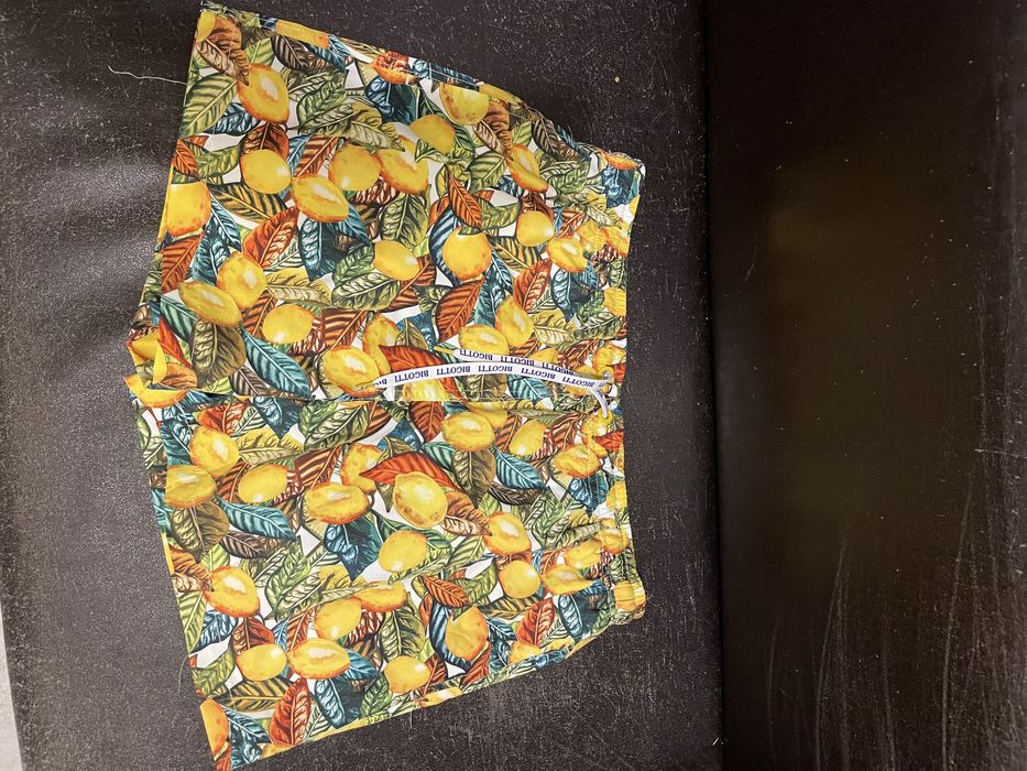 Pantaloni scurti de plaja bigotti M