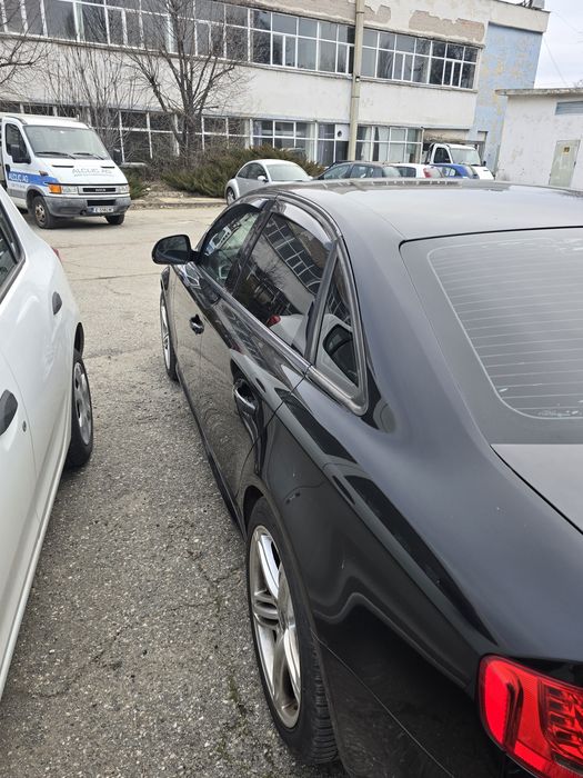 Audi a4 b8 седанови