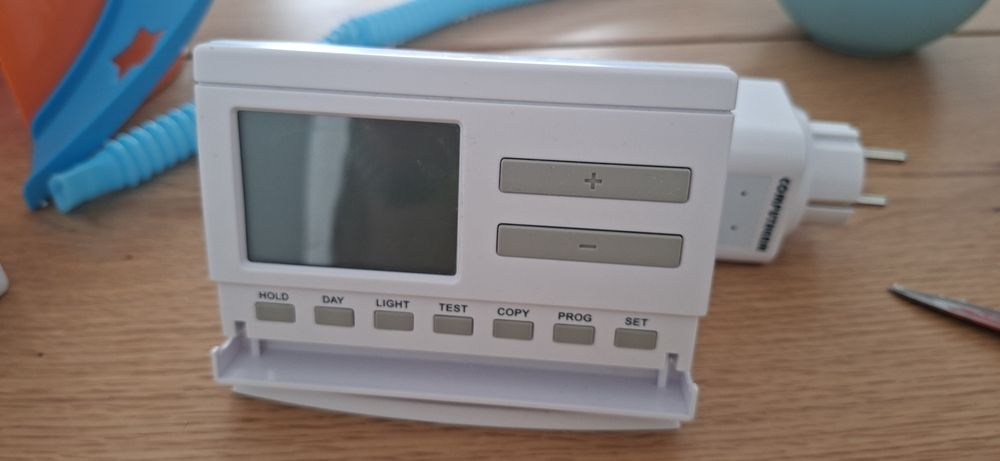 Termostat ambient computherm Q7RF cu priza pompa