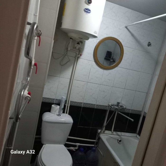 CРОЧНО СВОЯ 2/1/4 Чирчик,3-микрарайон,балкон 2х6