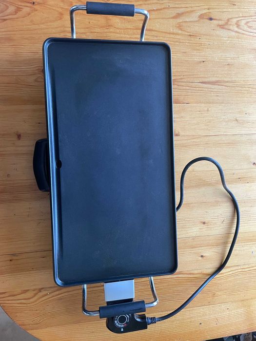 Ел. плоча запазена.