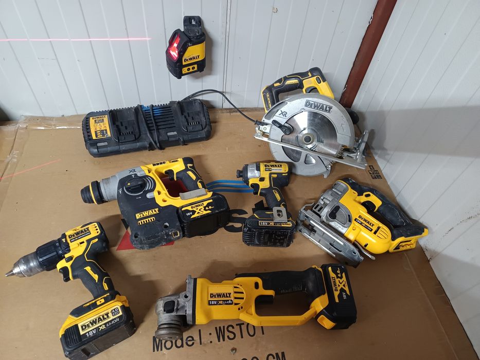 Milwauckee Dewalt 18v brushless set cu acumulator kit Milwauckee M18 Makita