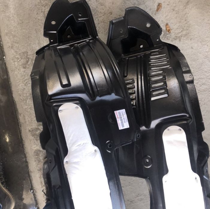 Подкрыльки  Ланд Крузер 200 подкрылок Land Cruiser 200