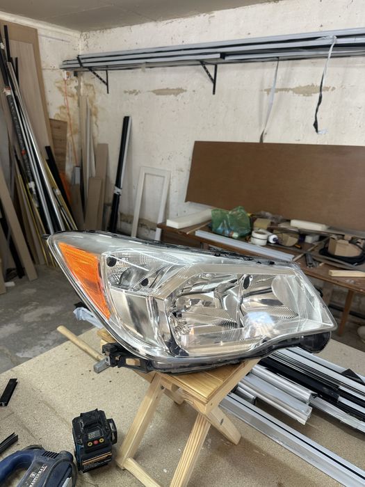 Правый фар субару форестер америка