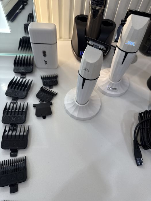 Set JRL  achizitionat de un an