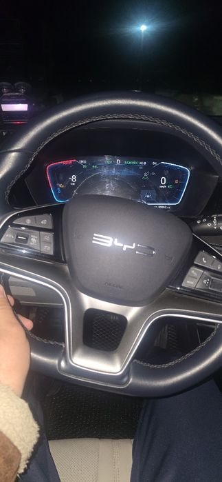 BYD chempion gbrit 2024 yil 150 talik flagship ful