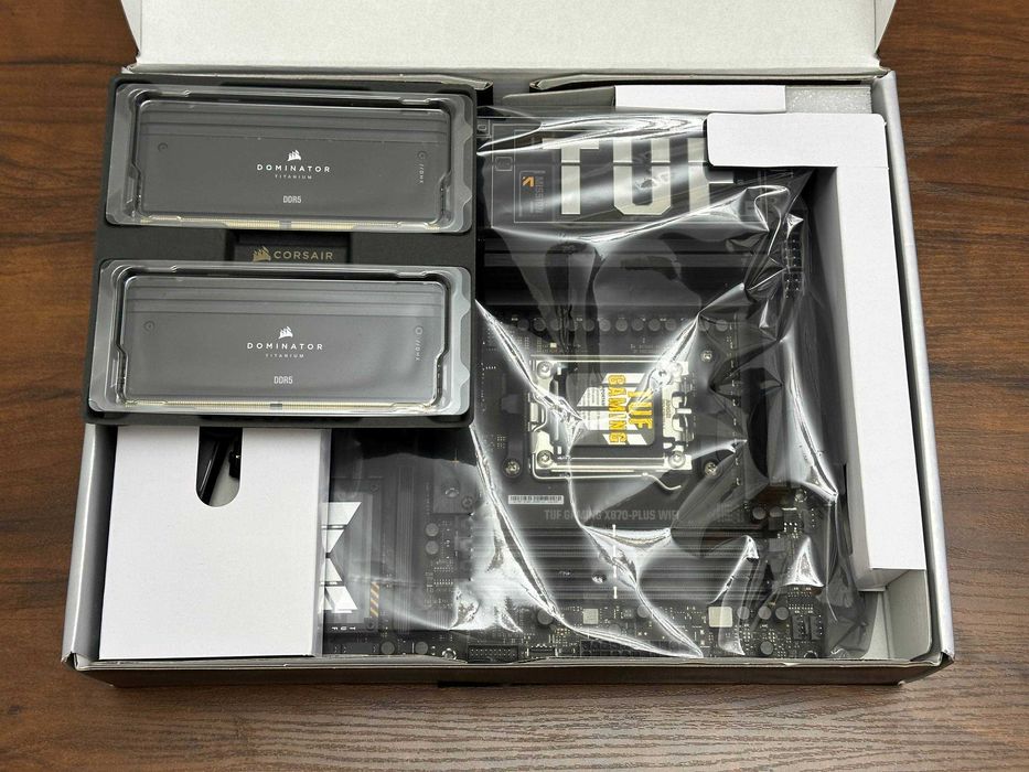Комплект: ASUS TUF X870-PLUS WIFI + Dominator Titanium DDR5 48GB 2x24