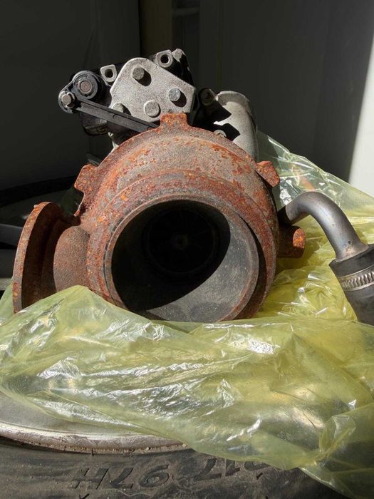 Turbina BMW F10, F11, F30, X3, X5  3 litri N57D30