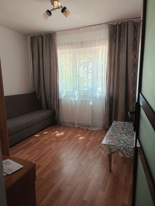 De inchiriat apartament 2  camere  cu centrala proprie