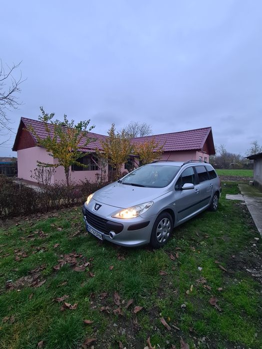 Vând Peugeot 307 1.6 benzina