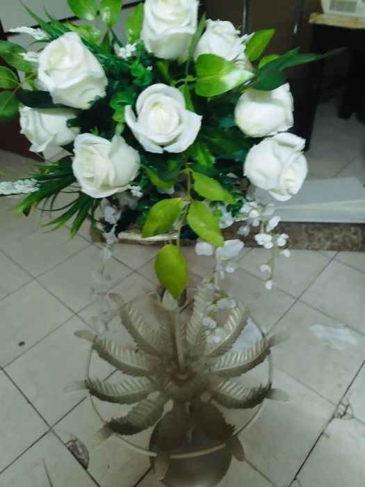 Универсальные вазы для фруктов и цветов