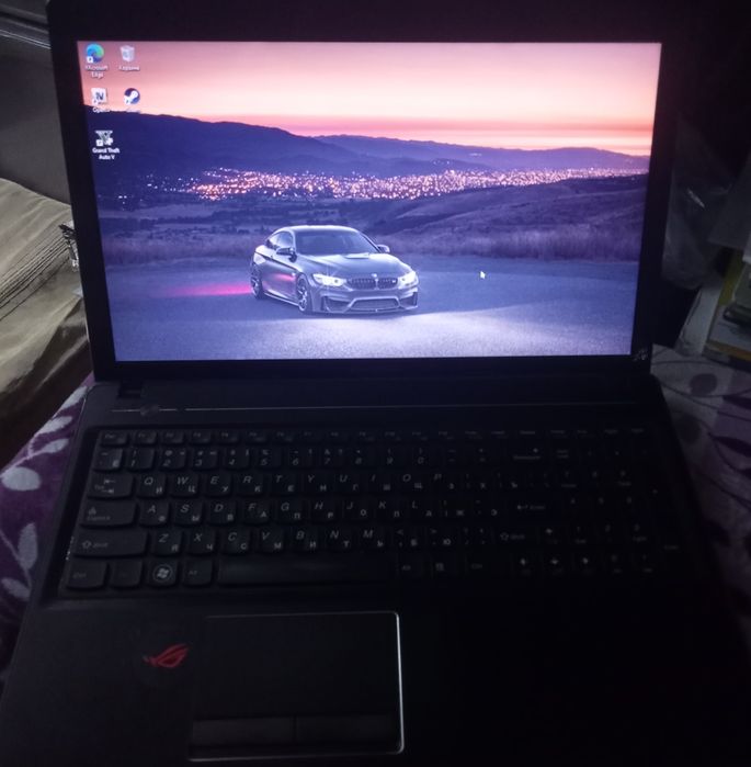 Продам ноутбук Леново для работы и игры