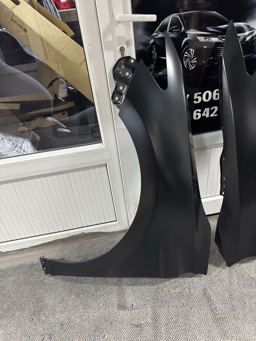 Крылья на Toyota camry 70/75