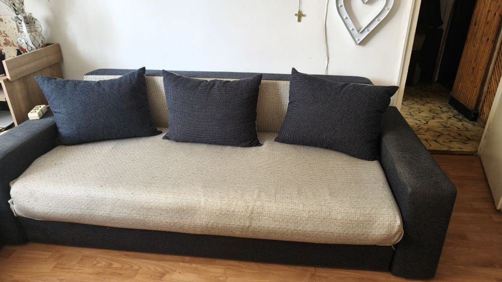 Canapea extensibila!