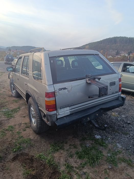 Опел Фронтера А 2.2 бензин 136 коня на части 96 год