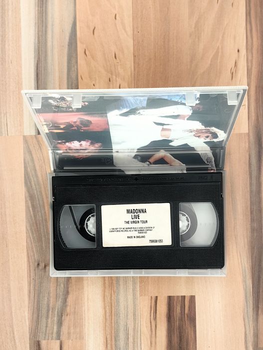 Casetă video VHS pentru VCR Madonna Live The Virgin Tour retro vintage