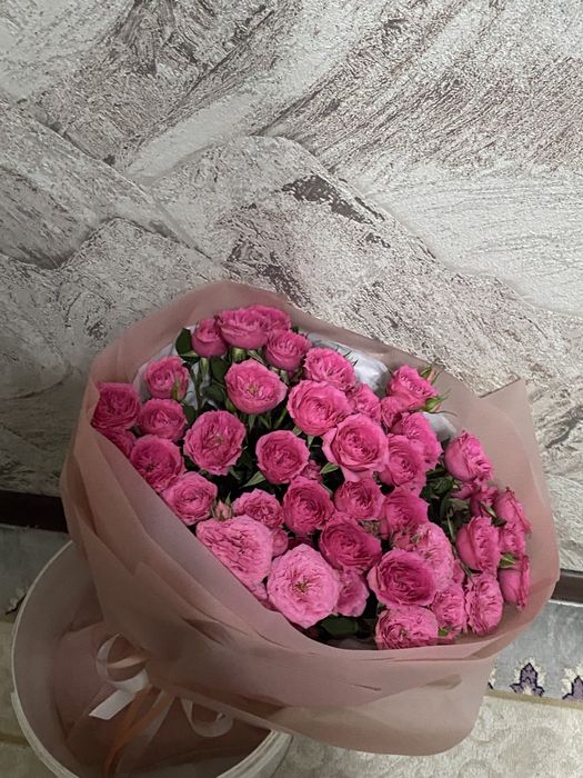 букет кустовые розы