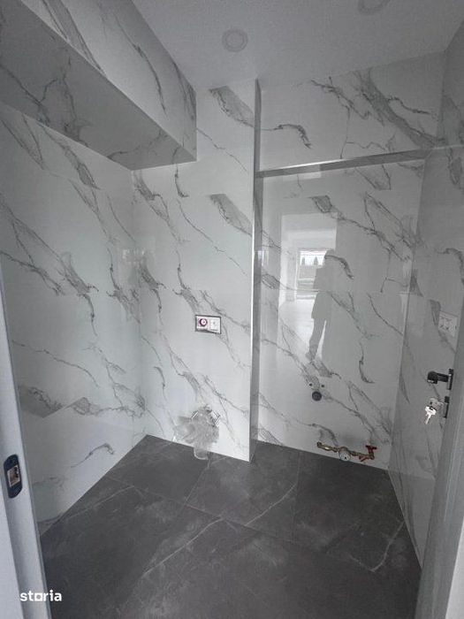 Spatiu comercial, cladire noua , finisat