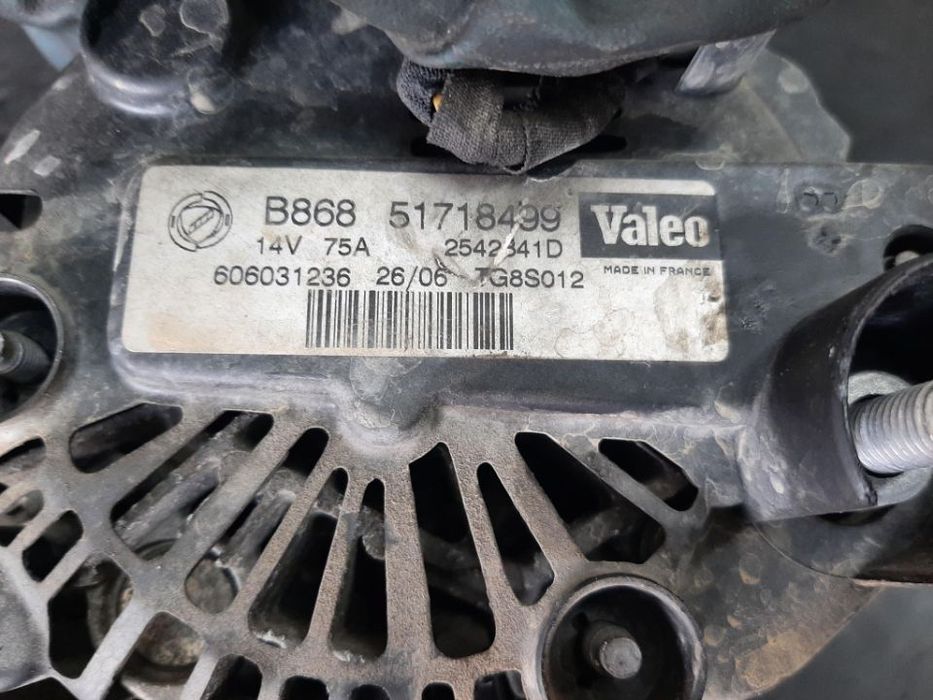 Alternator 1.3 d multijet  fiat punto 188 doblo idea  51718499