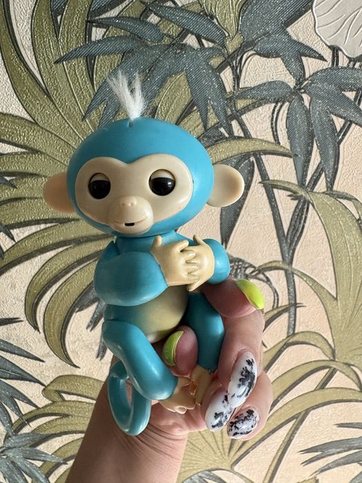 Интерактивная обезьянка fingerlings
