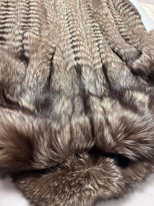 Кожено палто от естествена кожа - сребърна лисица