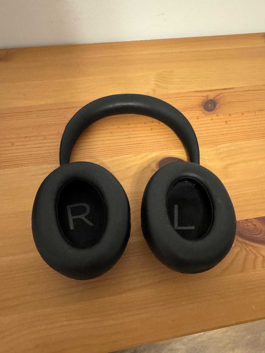 Vand casti Bose NC 700 cu husa transport