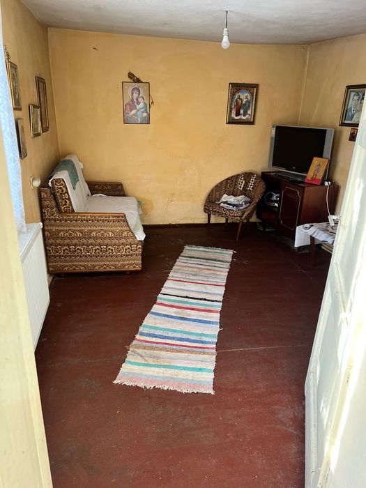 Vând casă în Simeria