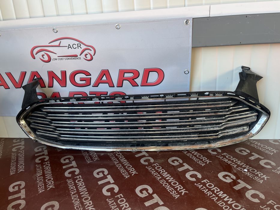 Решетка Ford Mondeo 2015-