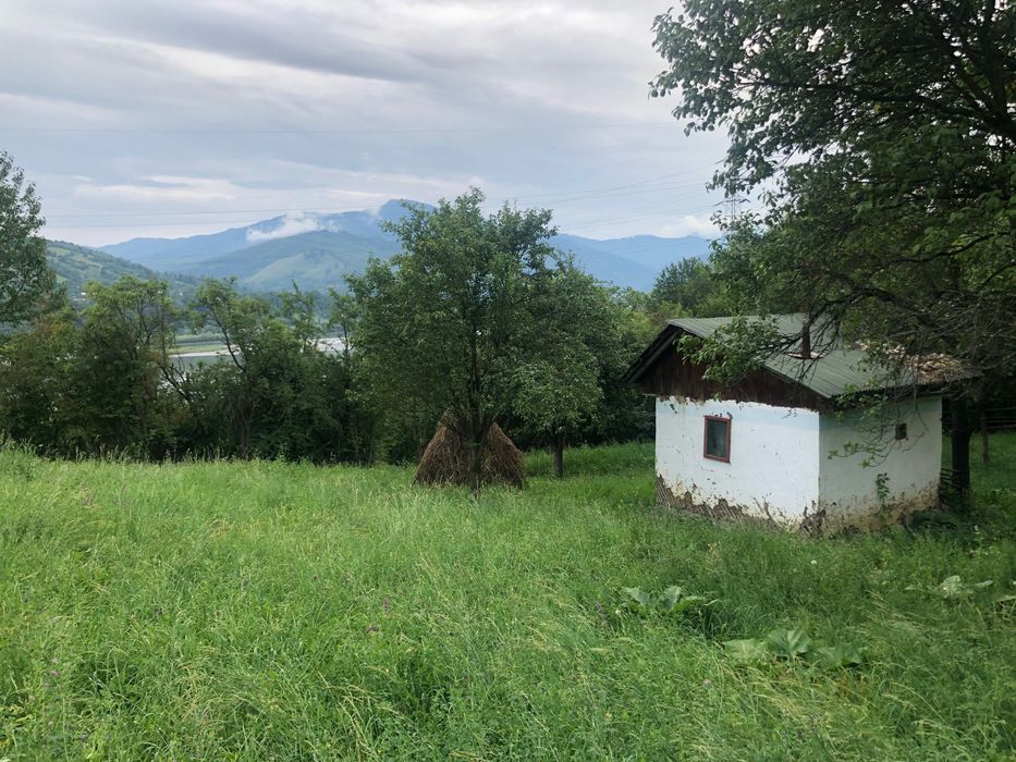 Teren intravilan de vanzare