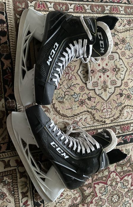 Срочно продам Хоккейные коньки или обмен