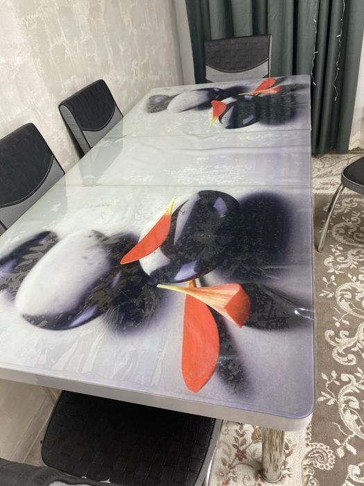 Стол со стульями продам