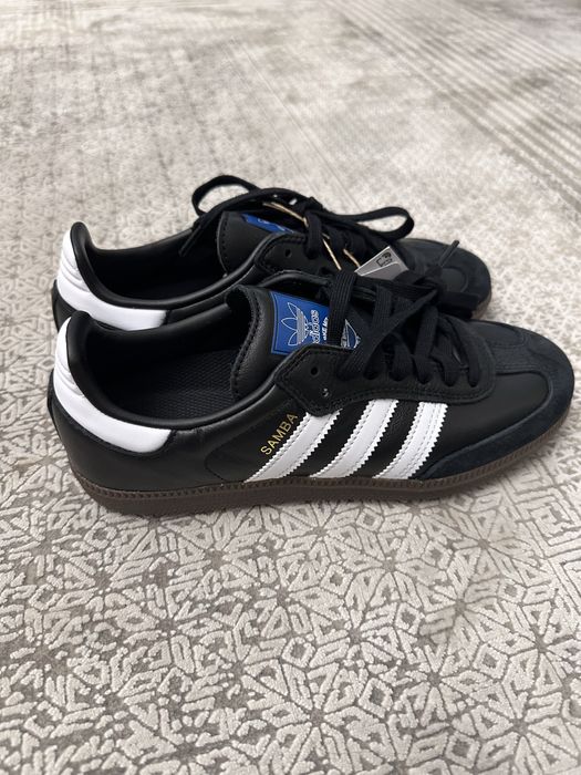 Кроссовка адидас самба оригинал