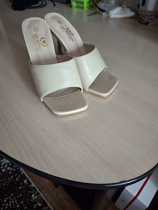 Продам туфли раз 36