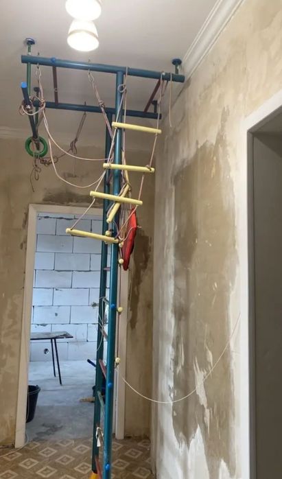 Продаётся детский спортивный уголок для дома.