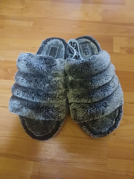 UGG papuci blana