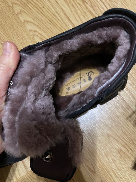 Продам новые мужские зимние ботинки