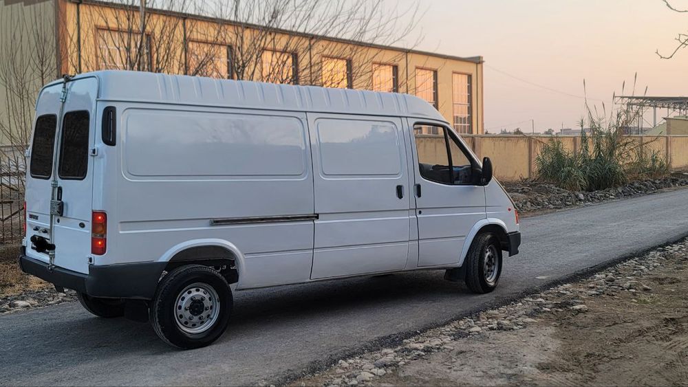 FORD shalanda  1995yil