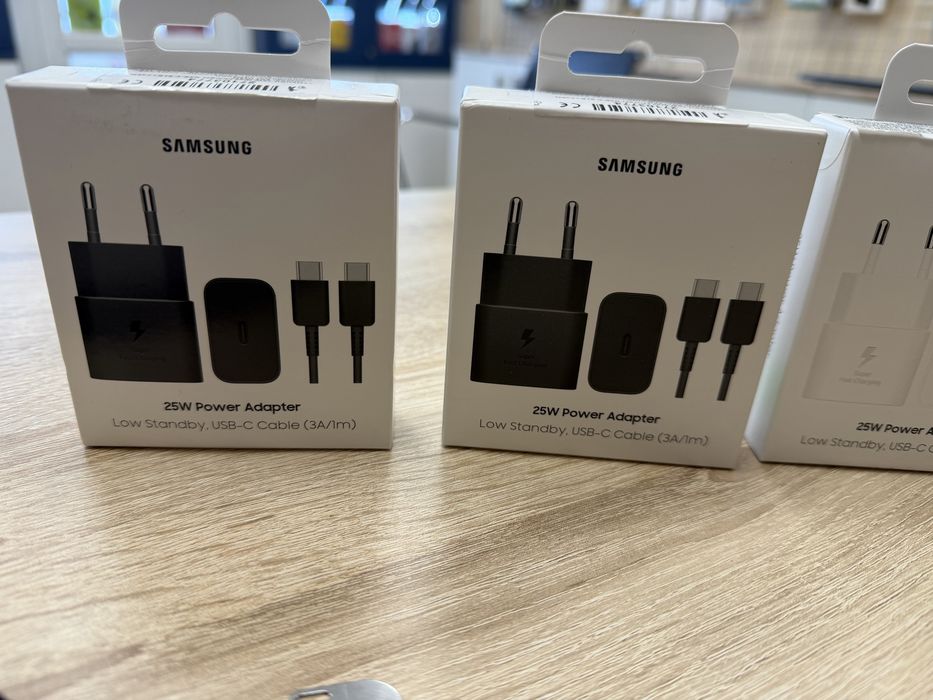 Оригинален бързозареждащ адаптор с кабел/ super fast adaptor 25W  with Cable Samsung