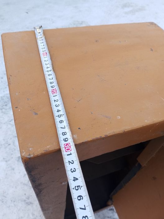 Продам сейф металлический