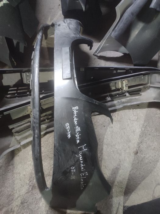 бампер Hyundai Elantra 07-11