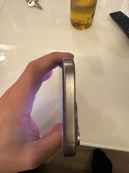 I phone 15 pro max 256